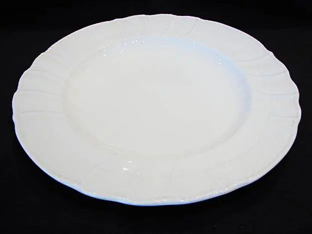 4043778000465 - Neuosier weiss Platzteller 28cm mit kleinen Fehlern