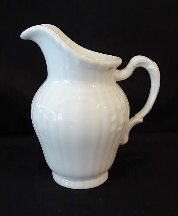 4043778022498 - Rocaille weiss Sahnegiesser mit kleinen Fehlern