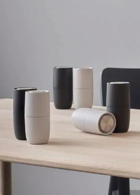 Stelton Foster Pfeffermühle anthrazit Bild 2