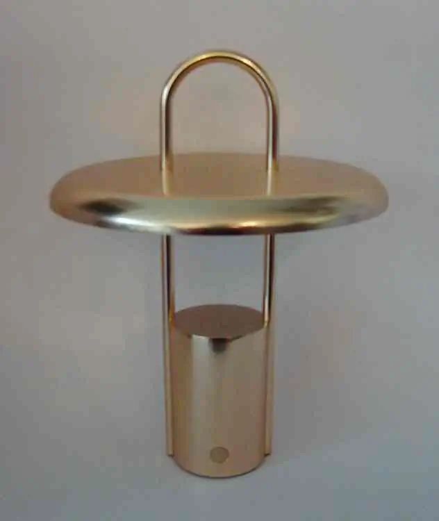 Stelton LED-Leuchte Pier brass messing Bild 2