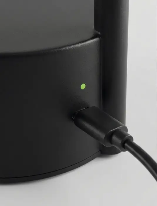 Stelton LED-Tischleuchte Vinkel tragbar schwarz Bild 2