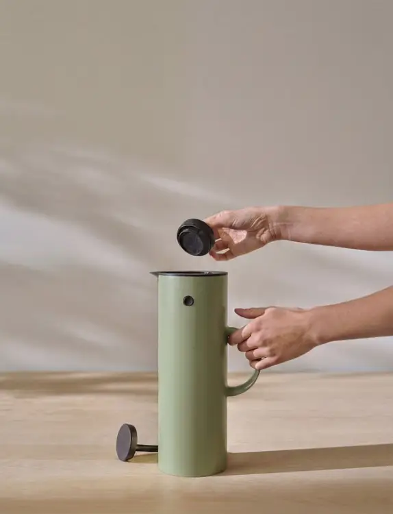 Stelton Isolierkanne EM77 soft green 1,0 ltr Bild 2
