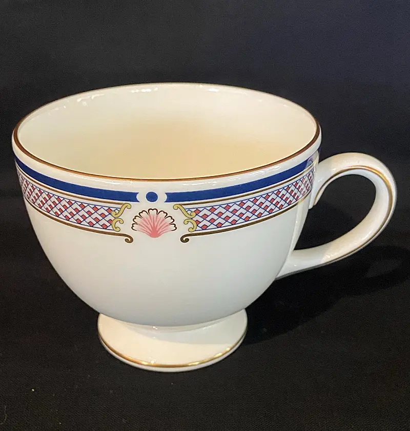 Wedgwood Waverley Obertasse Leigh Bild